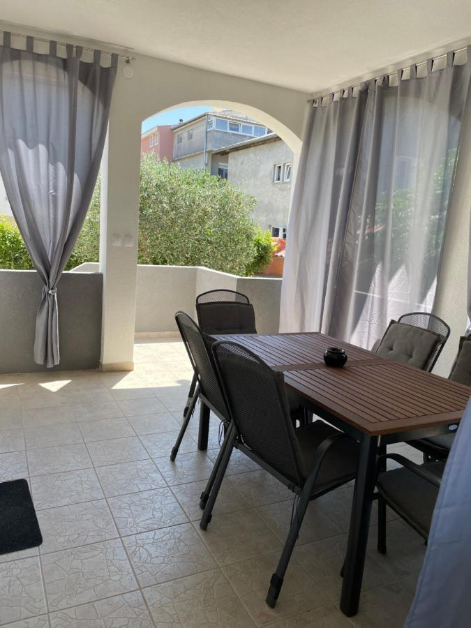 Mare Lägenhet Zadar Exteriör bild